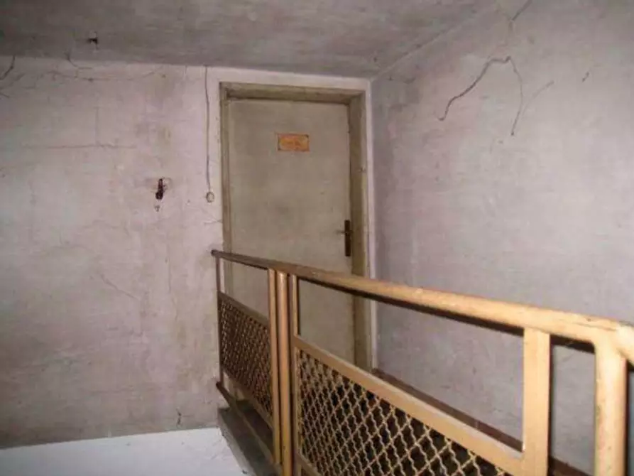 Immagine 31 di Appartamento in vendita  in Via marconi  25 a Castelveccana