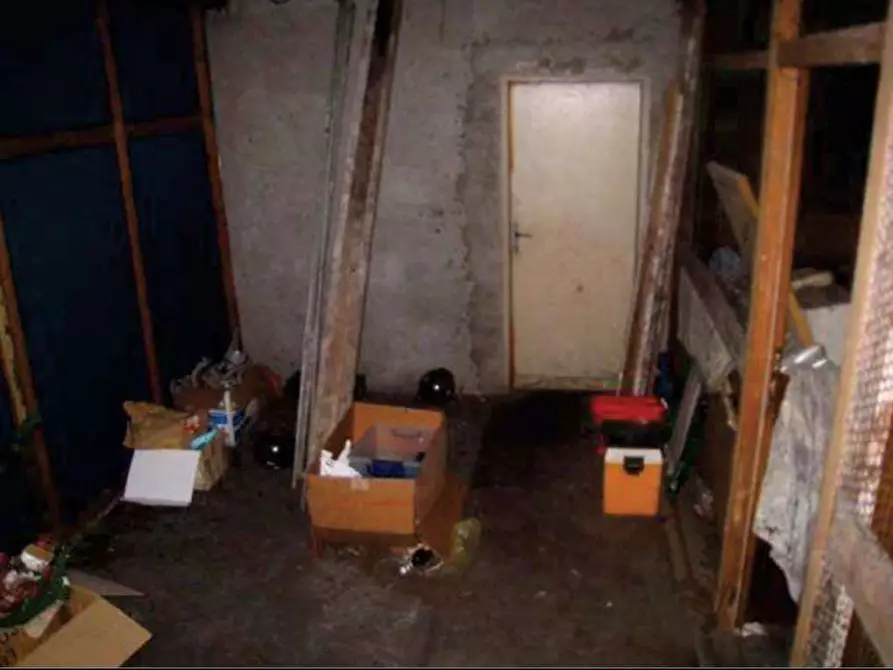 Immagine 32 di Appartamento in vendita  in Via marconi  25 a Castelveccana