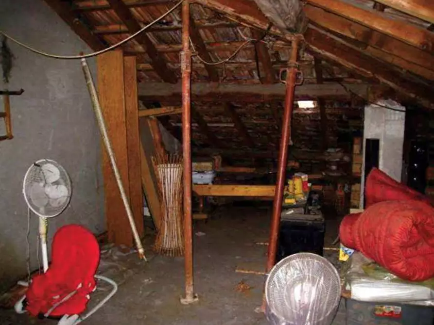 Immagine 34 di Appartamento in vendita  in Via marconi  25 a Castelveccana