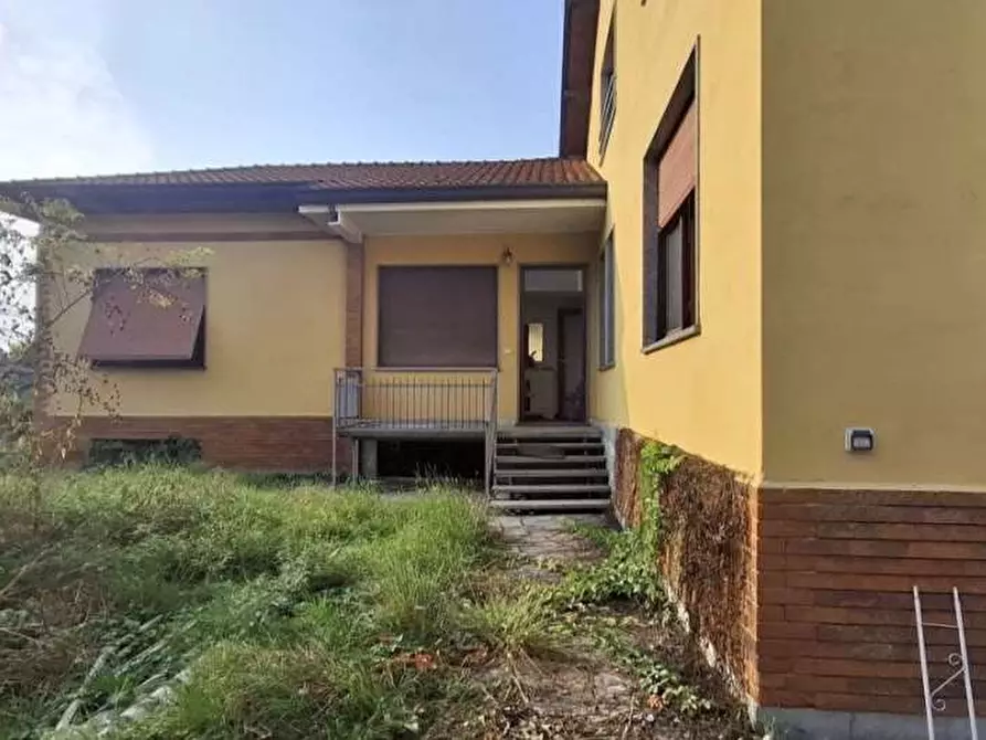 Immagine 5 di Appartamento in vendita  in Via felice cavallotti  39 a Vergiate