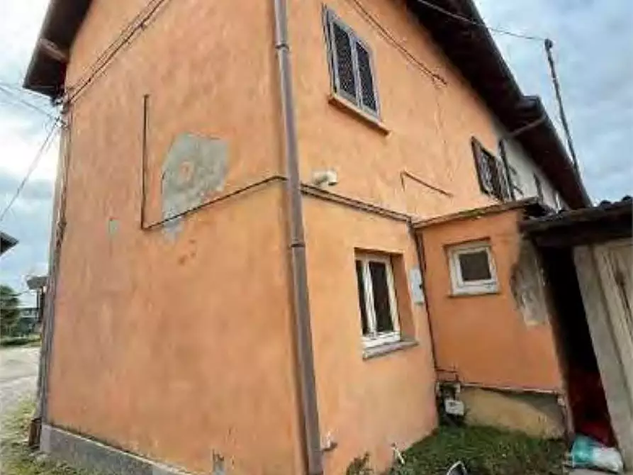 Immagine 2 di Appartamento in vendita  in Via BERTOLOTTI a Cavaria Con Premezzo