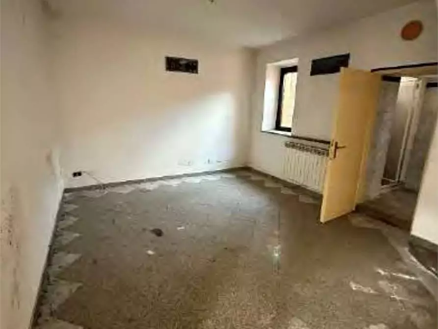 Immagine 5 di Appartamento in vendita  in Via BERTOLOTTI a Cavaria Con Premezzo