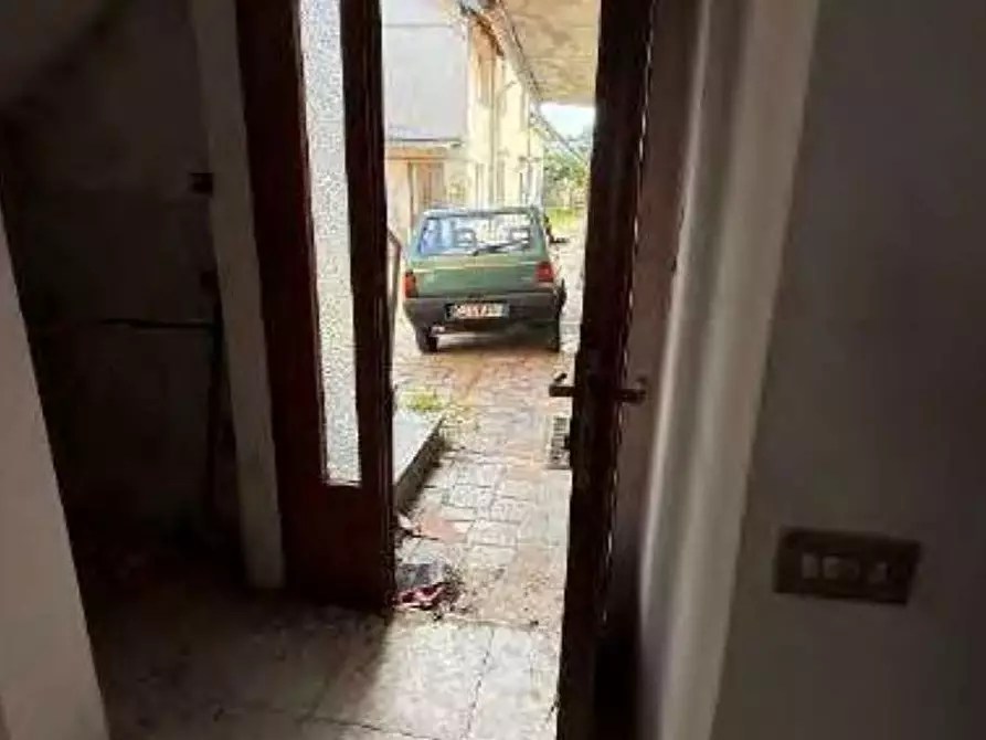 Immagine 7 di Appartamento in vendita  in Via BERTOLOTTI a Cavaria Con Premezzo