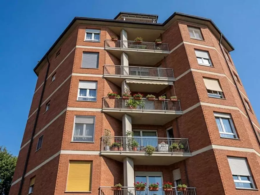 Immagine 1 di Appartamento in vendita  in Via Giuseppe Parini 1 a Mariano Comense