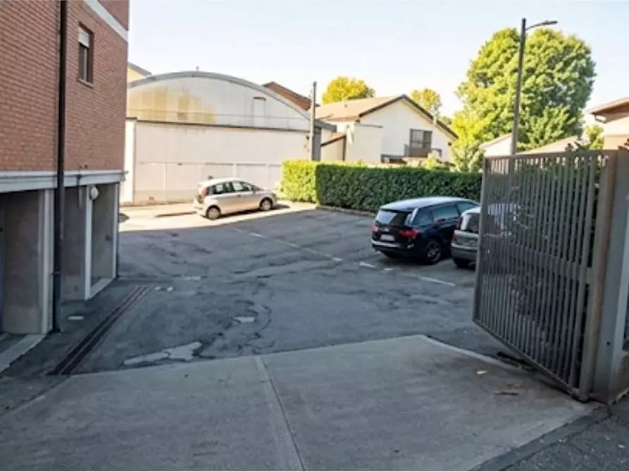 Immagine 5 di Appartamento in vendita  in Via Giuseppe Parini 1 a Mariano Comense