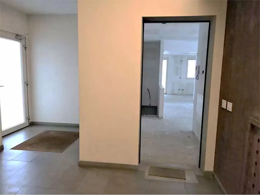 Immagine 4 di Appartamento in vendita  in Via Londra 36 a Senago