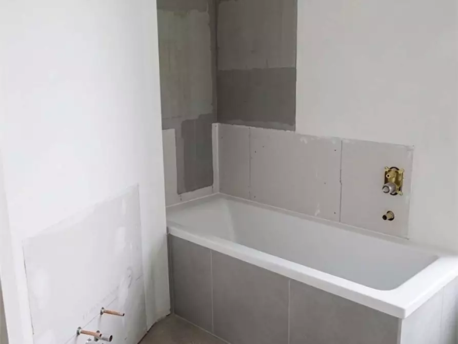 Immagine 8 di Appartamento in vendita  in Via Londra 36 a Senago