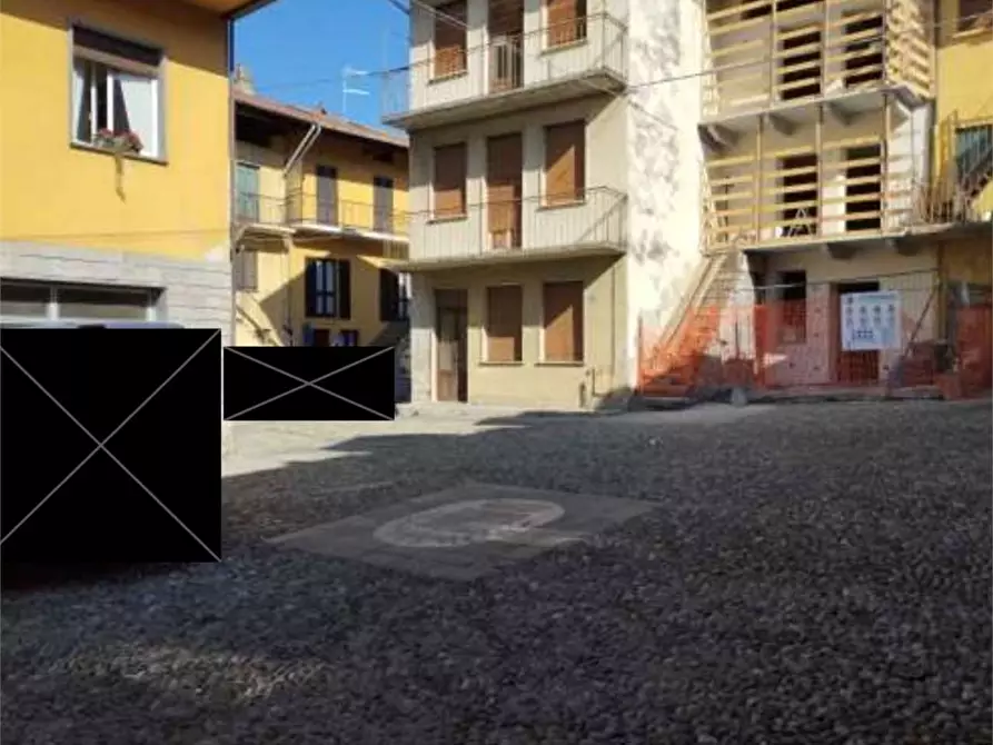 Immagine 2 di Appartamento in vendita  in Piazza Venezia 10 a Ranco