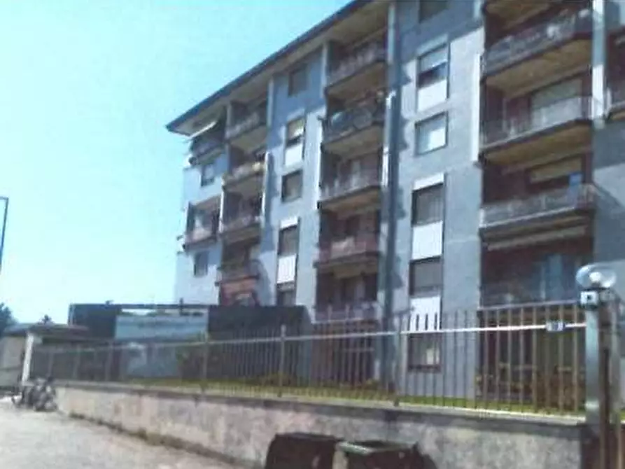 Immagine 1 di Appartamento in vendita  in Via Gallini 12 ex via Mazzini n. 76/a a Abbiategrasso