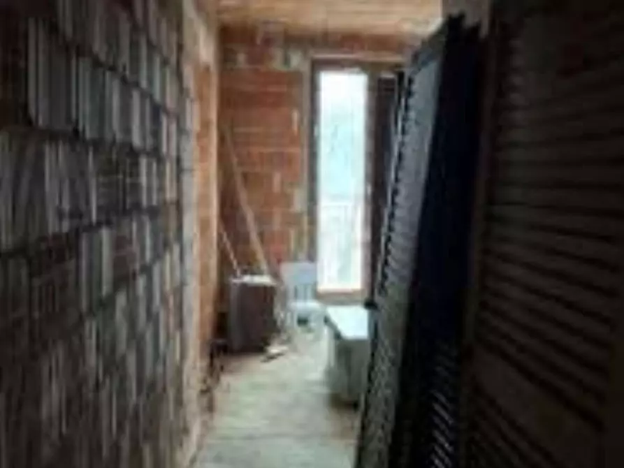 Immagine 9 di Stabile in vendita  in Via casamora 29 a Porto Ceresio