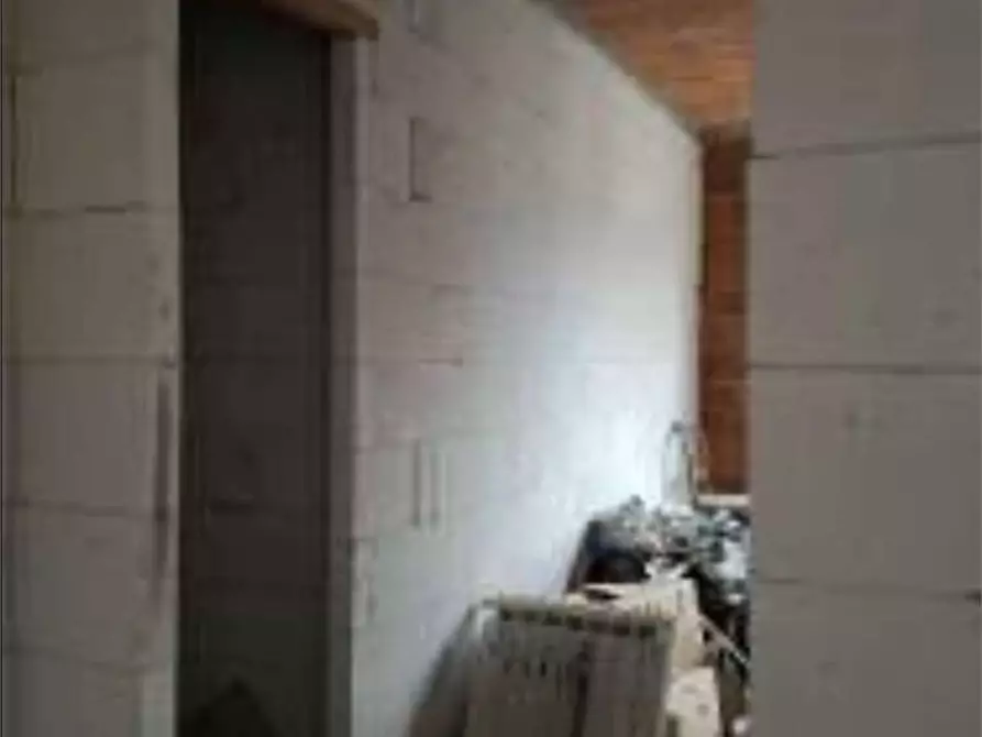 Immagine 15 di Stabile in vendita  in Via casamora 29 a Porto Ceresio