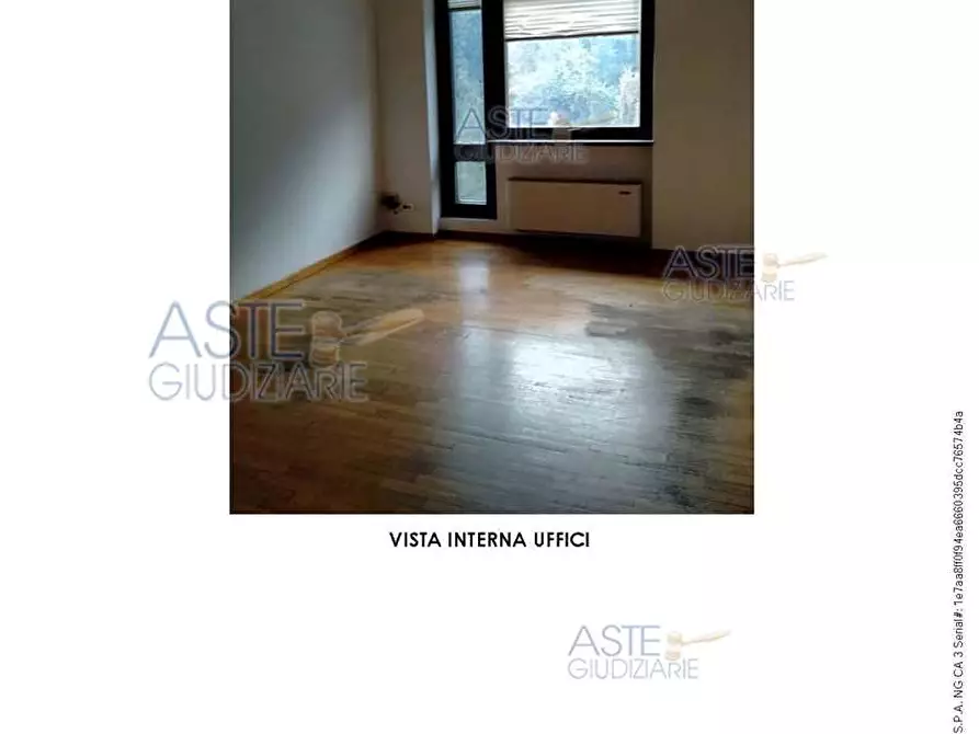 Immagine 5 di Ufficio in vendita  in Via Peschiera 20 a Varese