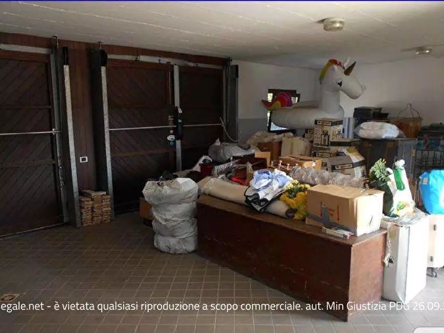 Immagine 4 di Villa in vendita  in Via don Nava a Gorla Minore