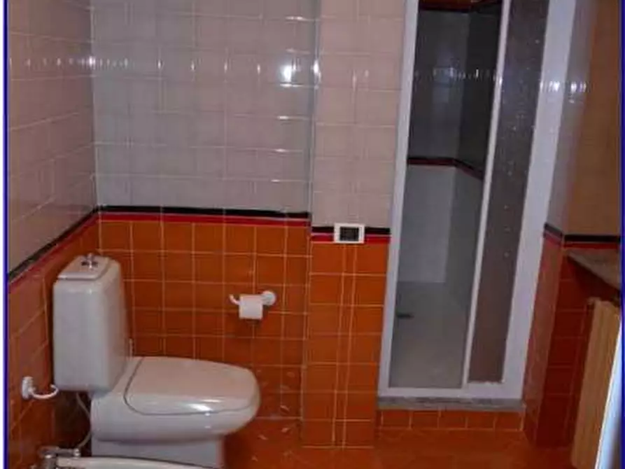 Immagine 6 di Villa in vendita  in Via Donato Bramante a Gorla Minore