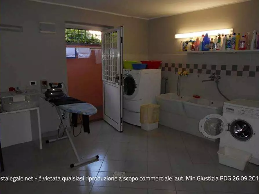 Immagine 8 di Villa in vendita  in Via Donato Bramante a Gorla Minore