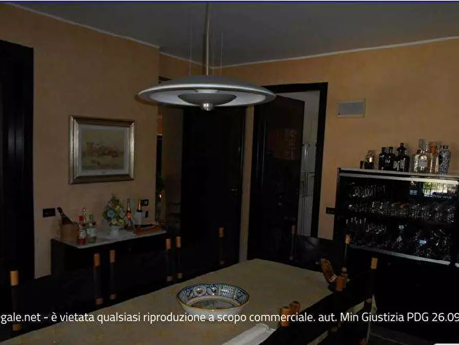 Immagine 10 di Villa in vendita  in Via Donato Bramante a Gorla Minore