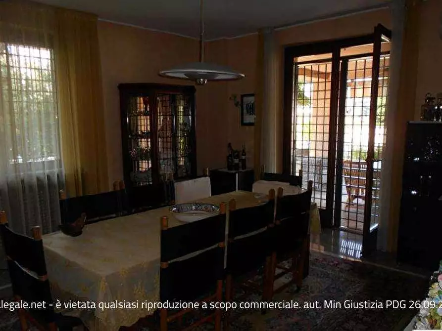 Immagine 11 di Villa in vendita  in Via Donato Bramante a Gorla Minore