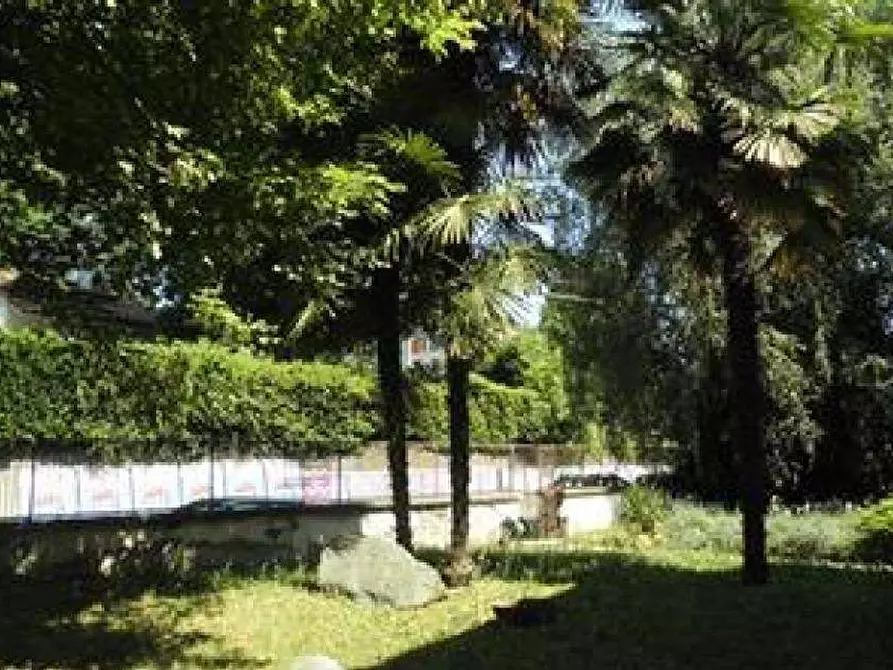 Immagine 2 di Appartamento in vendita  in Via Garibaldi  56 a Carugo