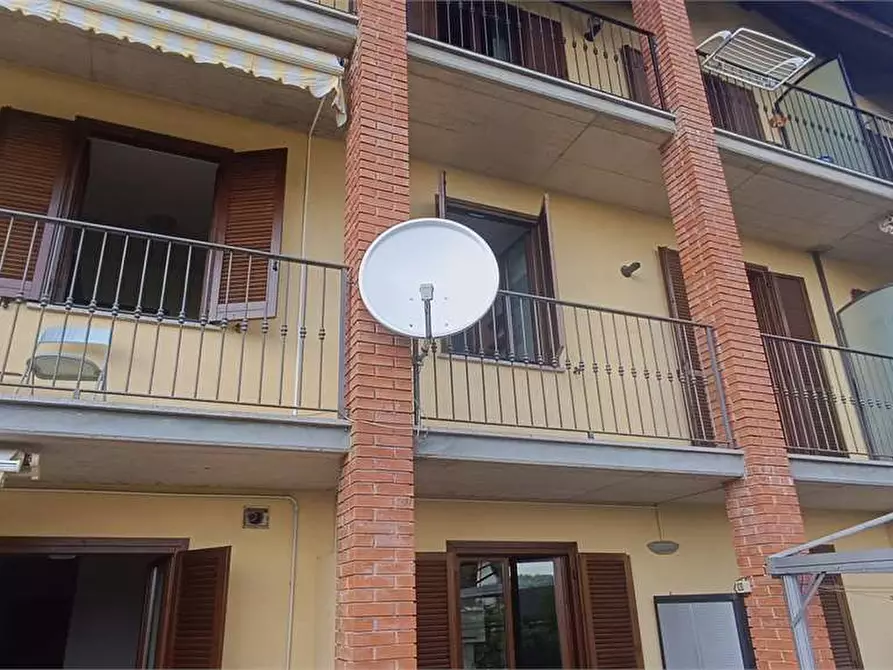 Immagine 5 di Appartamento in vendita  in via Isonzo 15 a Gemonio