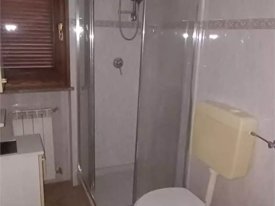 Immagine 43 di Appartamento in vendita  in via Isonzo 15 a Gemonio