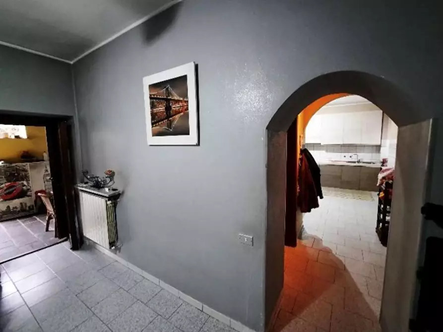 Immagine 10 di Appartamento in vendita  in Via Redipuglia  6 a Malnate