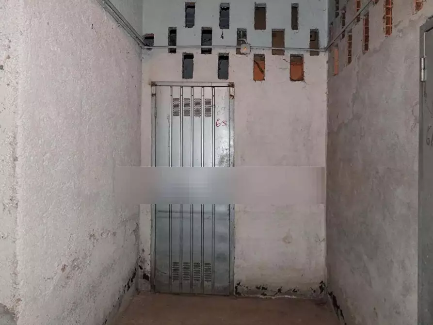 Immagine 15 di Appartamento in vendita  in Viale Valganna  56 a Varese