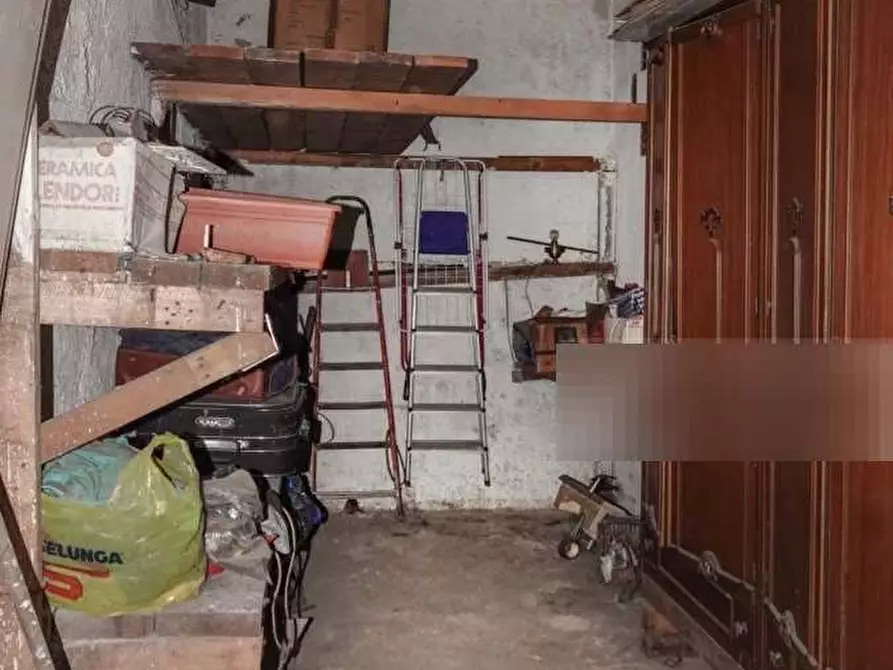 Immagine 16 di Appartamento in vendita  in Viale Valganna  56 a Varese