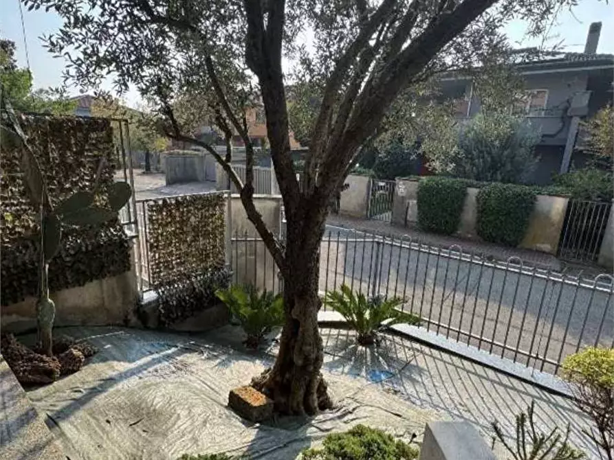 Immagine 4 di Appartamento in vendita  in Via pisa  67 a Marnate
