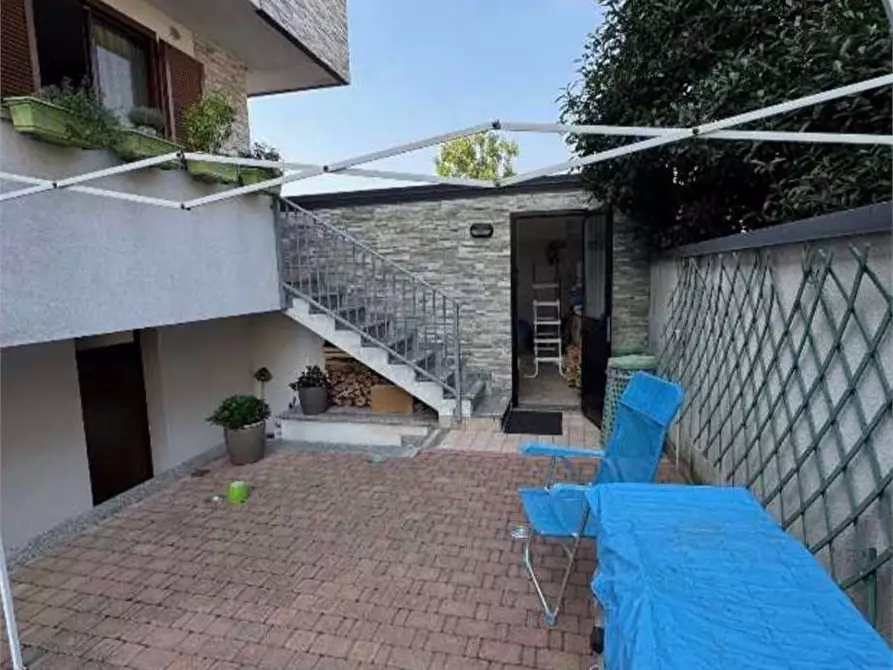 Immagine 6 di Appartamento in vendita  in Via pisa  67 a Marnate