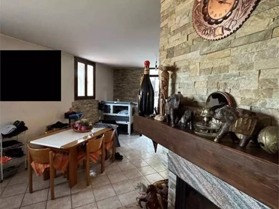 Immagine 21 di Appartamento in vendita  in Via pisa  67 a Marnate