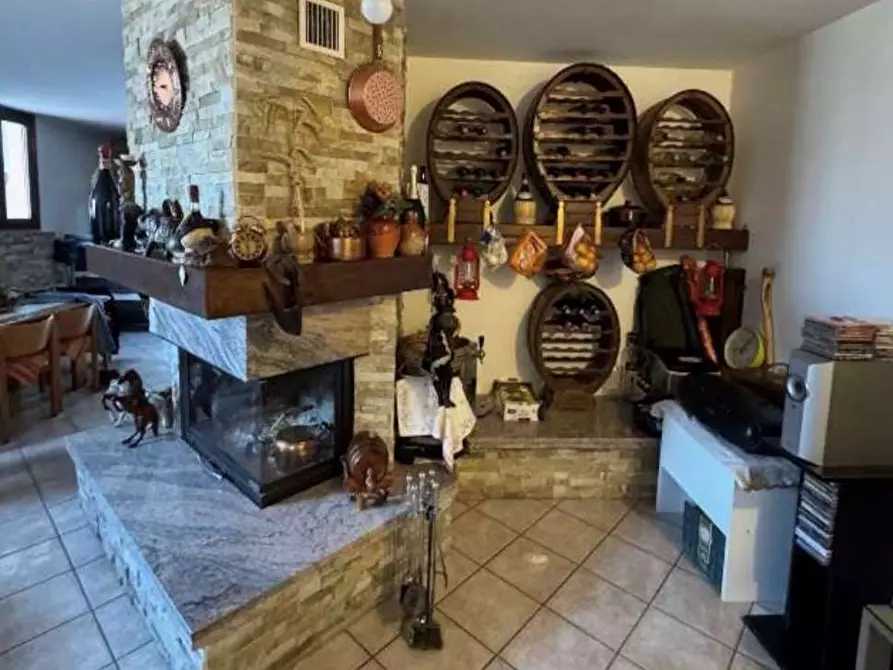 Immagine 23 di Appartamento in vendita  in Via pisa  67 a Marnate