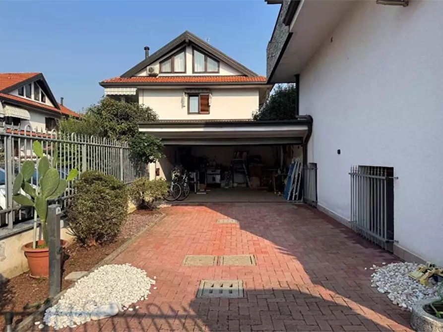 Immagine 26 di Appartamento in vendita  in Via pisa  67 a Marnate