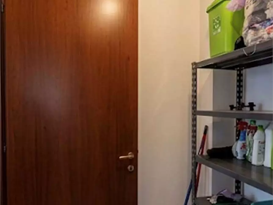 Immagine 6 di Appartamento in vendita  in Via Roma  10 a Binago