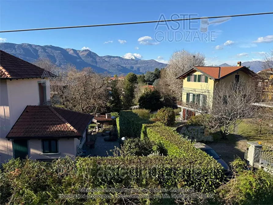Immagine 9 di Appartamento in vendita  a Castelveccana