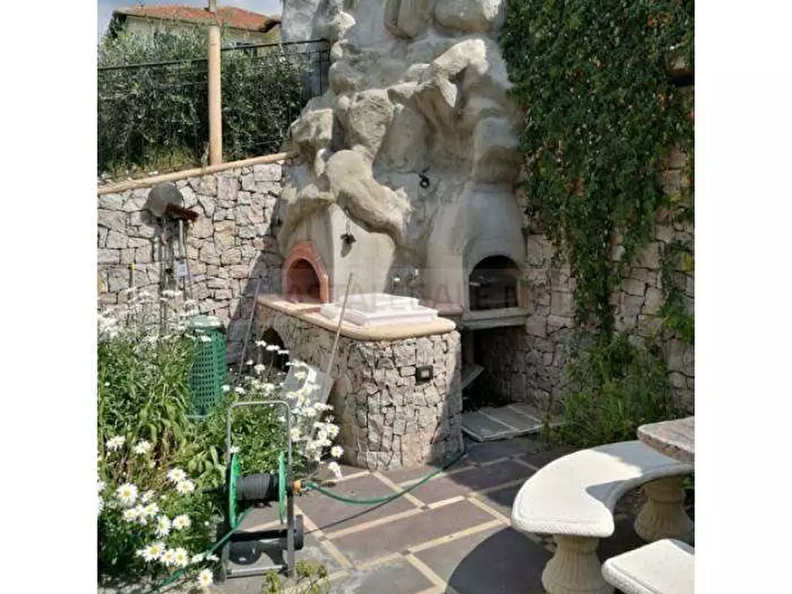 Immagine 12 di Casa indipendente in vendita  in Via Seuta snc SNC a Diano Castello