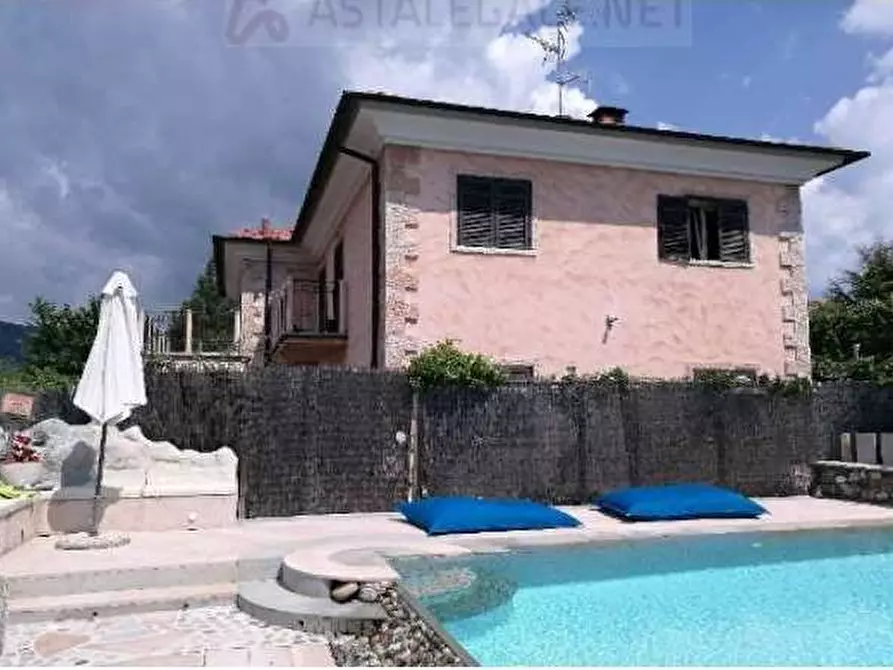 Immagine 2 di Casa indipendente in vendita  in Via Seuta snc SNC a Diano Castello