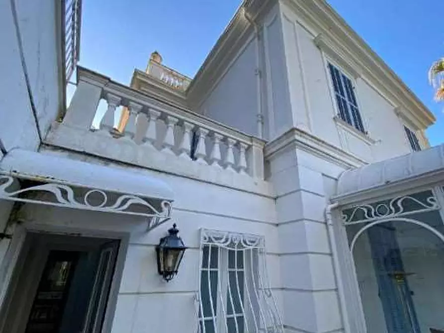 Immagine 7 di Villa in vendita  in Via G. GARIBALDI 35 a Ospedaletti