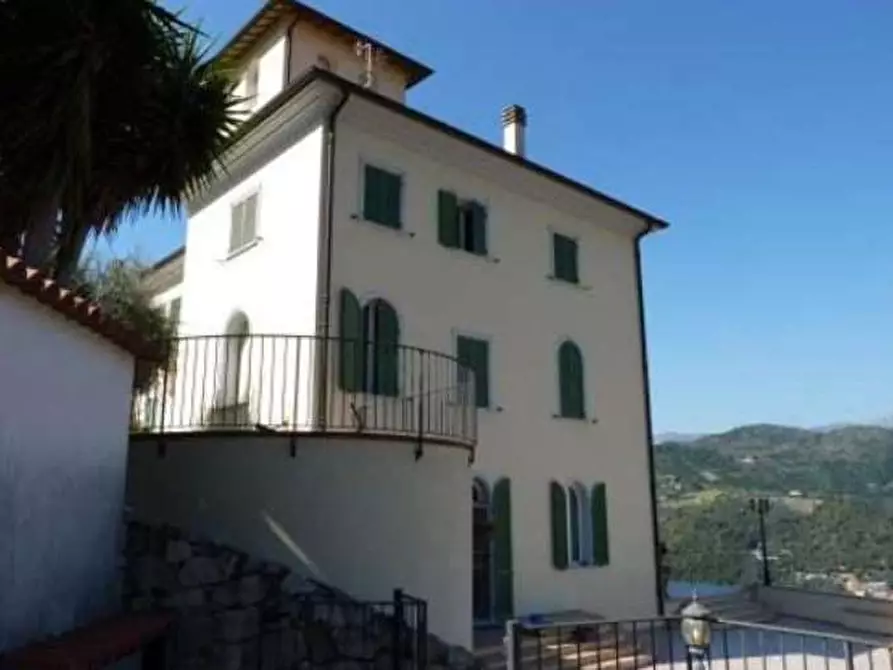 Immagine 1 di Villa in vendita  in Localita' Cassogna a Camporosso
