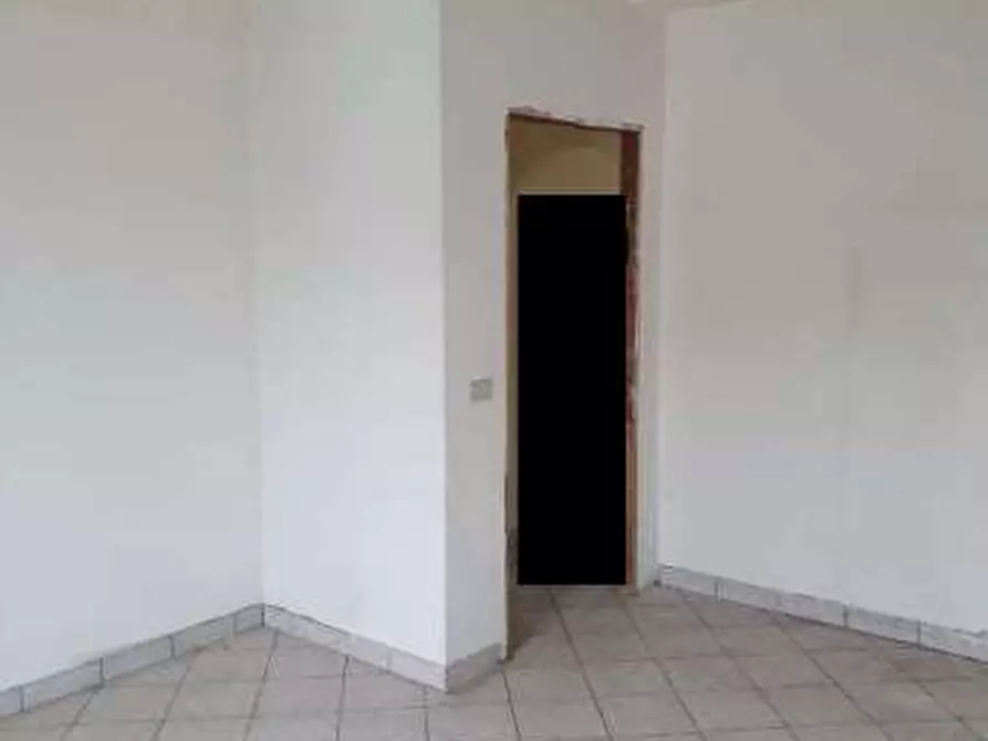 Immagine 6 di Appartamento in vendita  in Via Mazzini 11 a Arsago Seprio