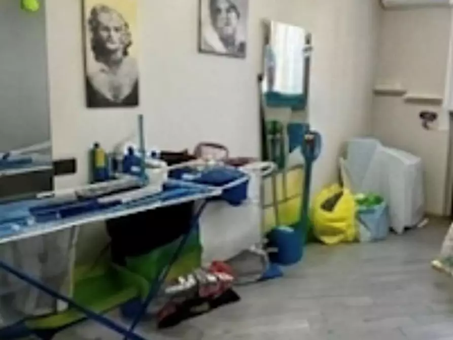 Immagine 12 di Appartamento in vendita  in Via del fagiano  2 a Busto Arsizio