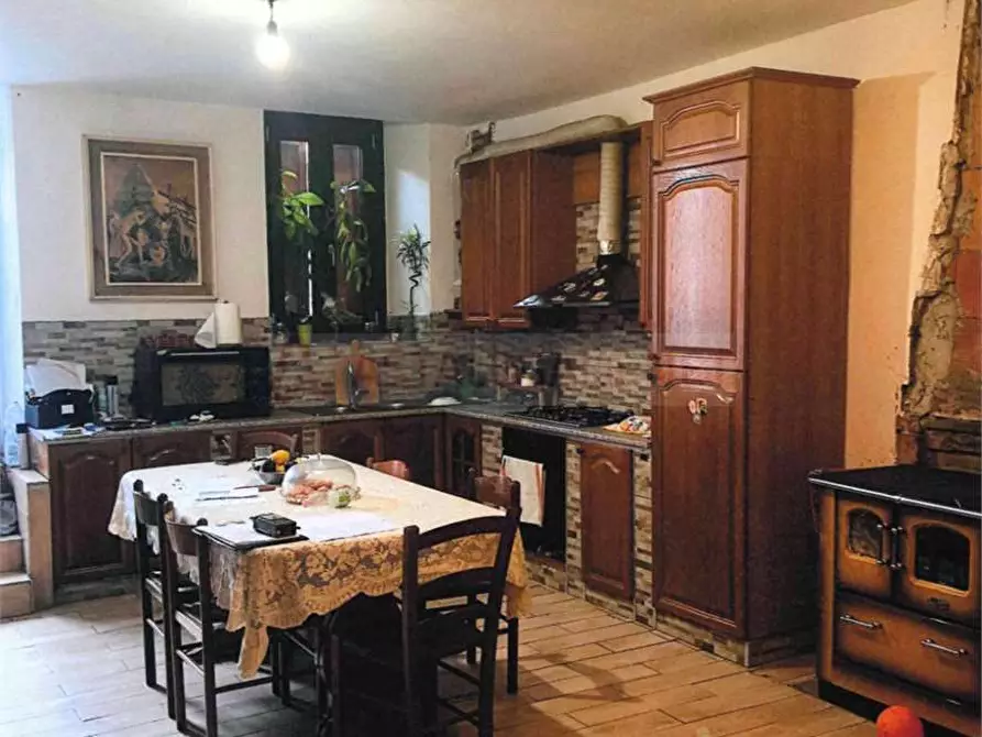 Immagine 3 di Appartamento in vendita  in Via Per Saruggia a Albavilla