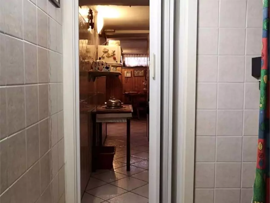 Immagine 13 di Villetta a schiera in vendita  a Limbiate