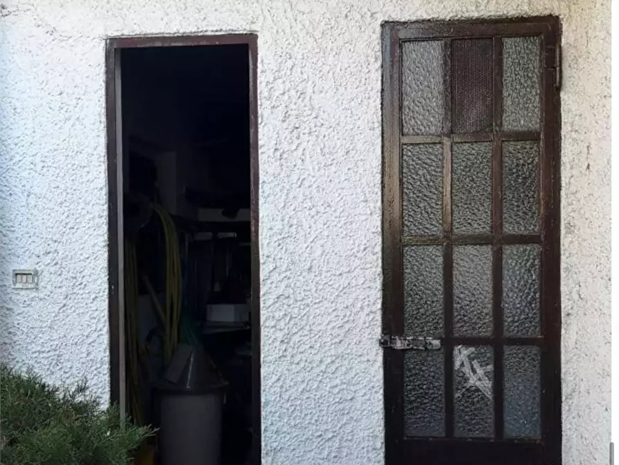Immagine 17 di Villetta a schiera in vendita  a Limbiate