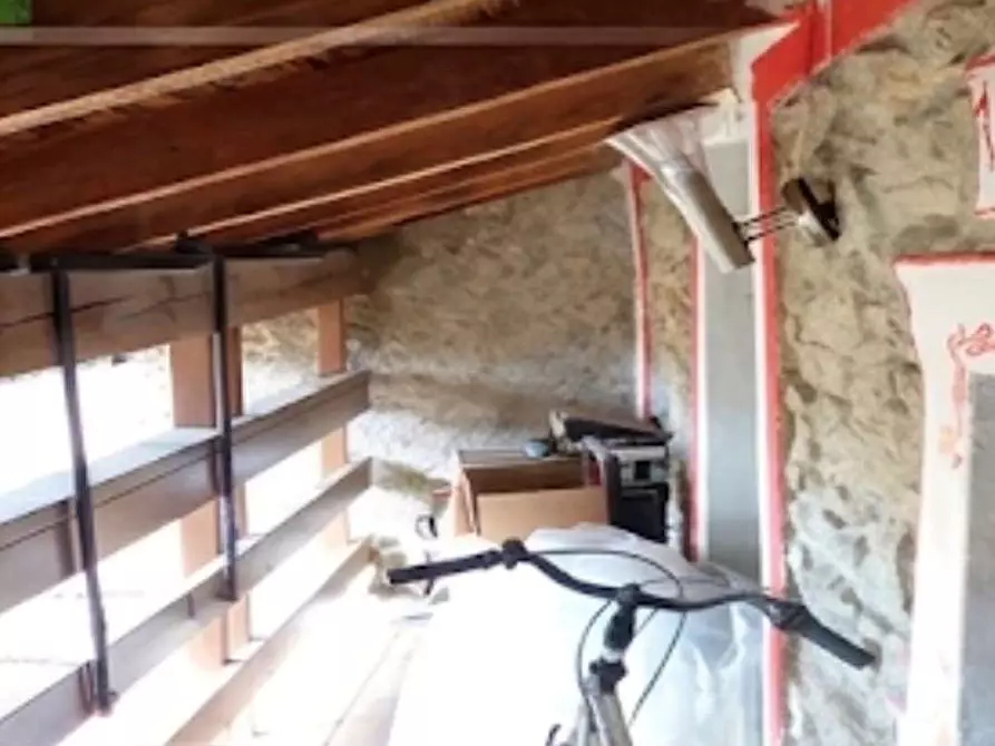 Immagine 5 di Casa indipendente in vendita  in Vicolo del Portico  6 a Arona