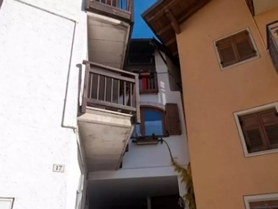 Immagine 4 di Appartamento in vendita  in Frazione Valternigo, via del Torchio 17 a Giovo