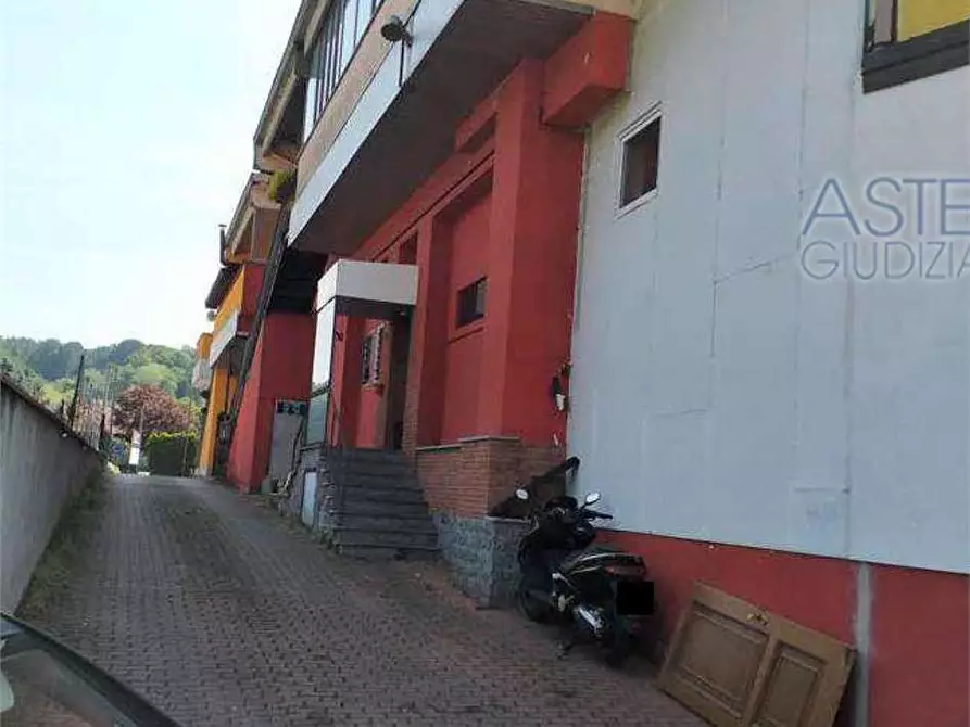 Immagine 3 di Laboratorio in vendita  in Via clivio 10 a Gemonio