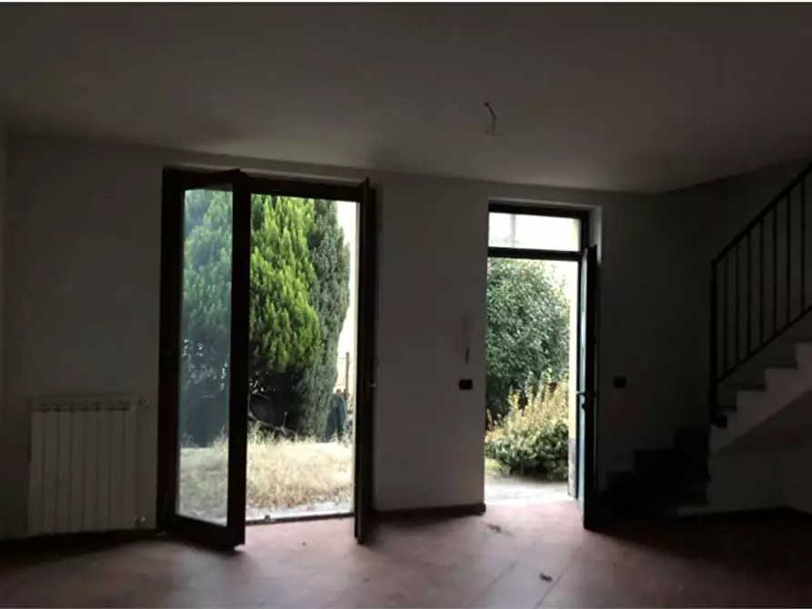 Immagine 9 di Appartamento in vendita  in Via Genova  117/1 a Mercallo