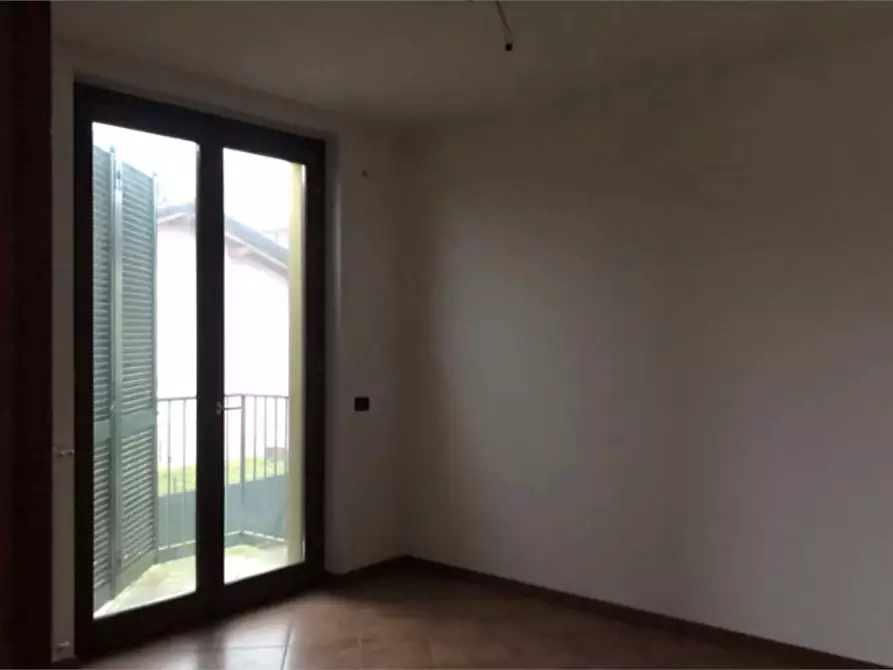 Immagine 16 di Appartamento in vendita  in Via Genova  117/1 a Mercallo