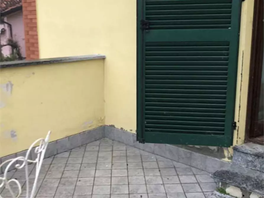 Immagine 19 di Appartamento in vendita  in Via Genova  117/1 a Mercallo