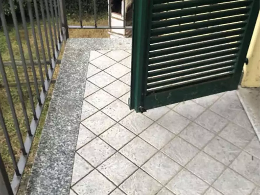 Immagine 21 di Appartamento in vendita  in Via Genova  117/1 a Mercallo